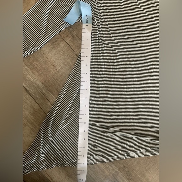 Women's Mossimo Stripe Shirt - Picture 6 of 8